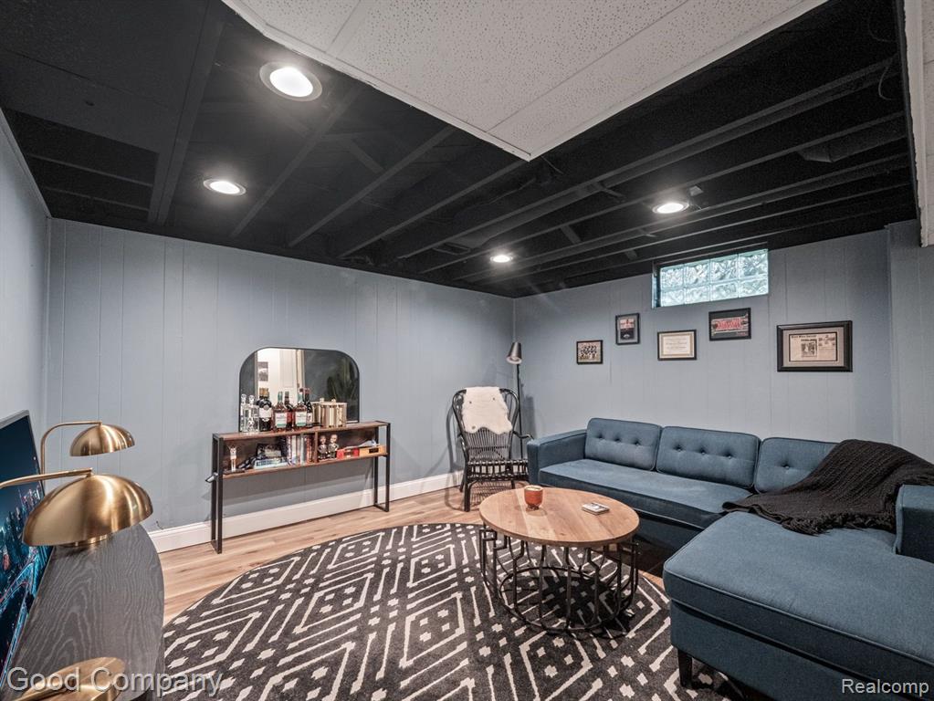 4344 HAMPTON Boulevard, Royal Oak, MI 48073 — Photo 25