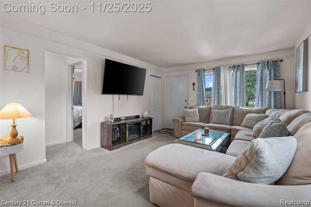 4630 Pelham Street, Dearborn Heights, MI 48125 — Photo 2
