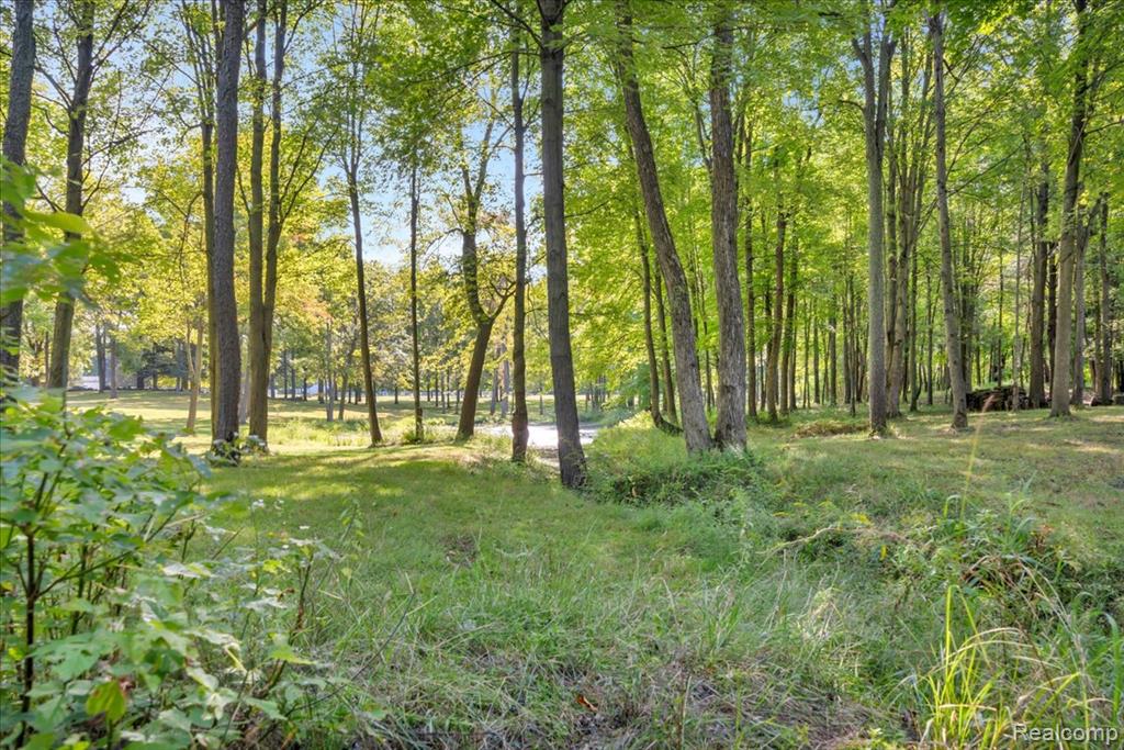 3305 Lakeville Road, Oxford, MI 48370 — Photo 38