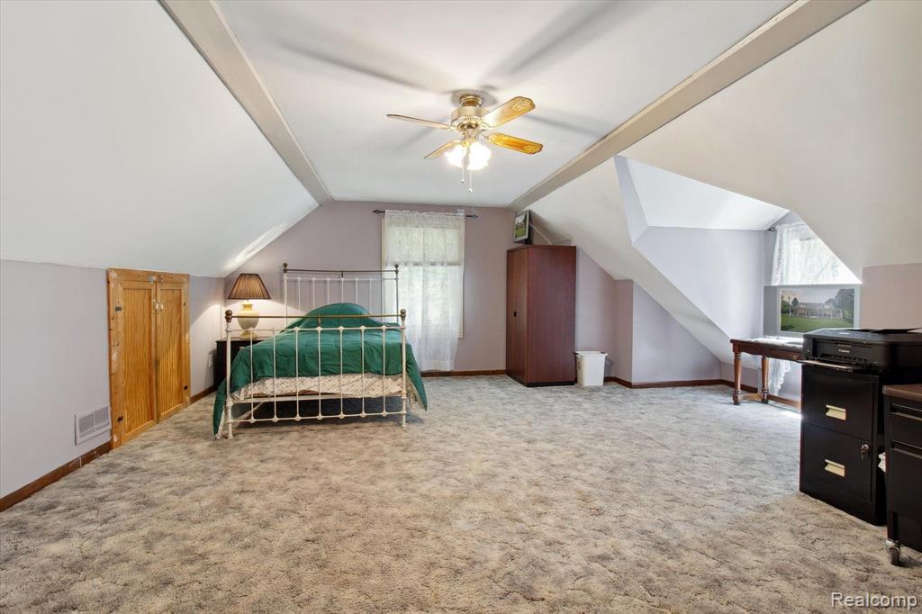 898 ROWLAND Road, Leonard, MI 48367 — Photo 36