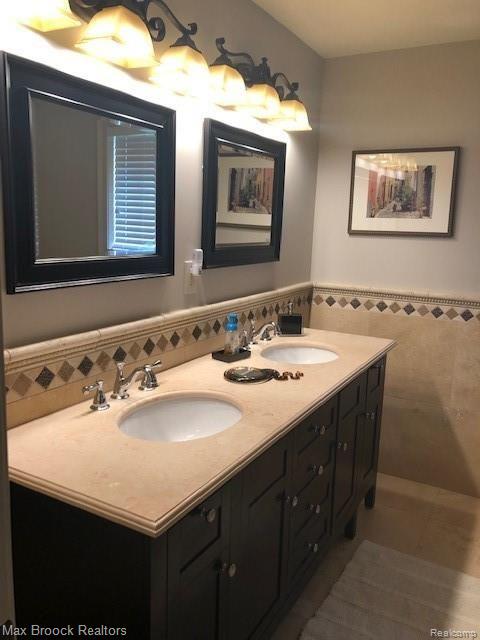 2880 BIRCHENA, West Bloomfield, MI 48324 — Photo 10