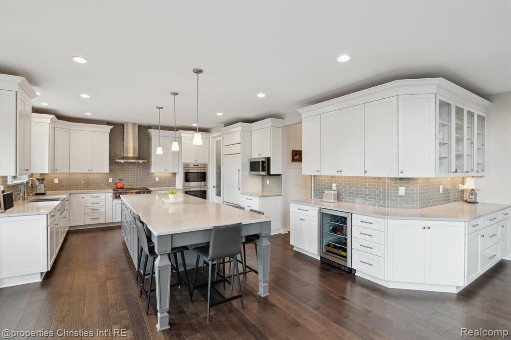 47660 WALES, Northville, MI 48167 — Photo 17