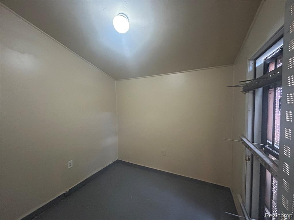 5290 University Place, Detroit, MI 48224 — Photo 21