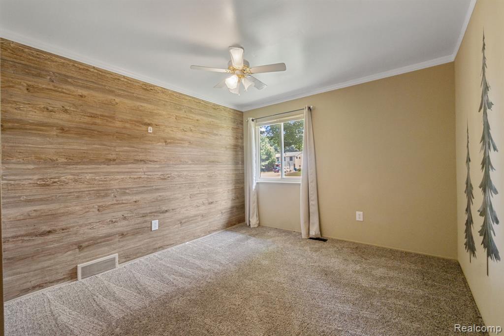 8400 Oak Shade Court, Davison, MI 48423 — Photo 21