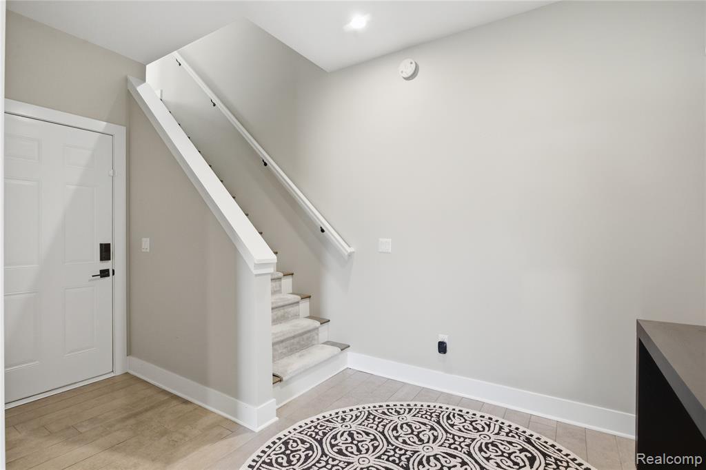 4221 W 14 Mile Road, Royal Oak, MI 48073 — Photo 10