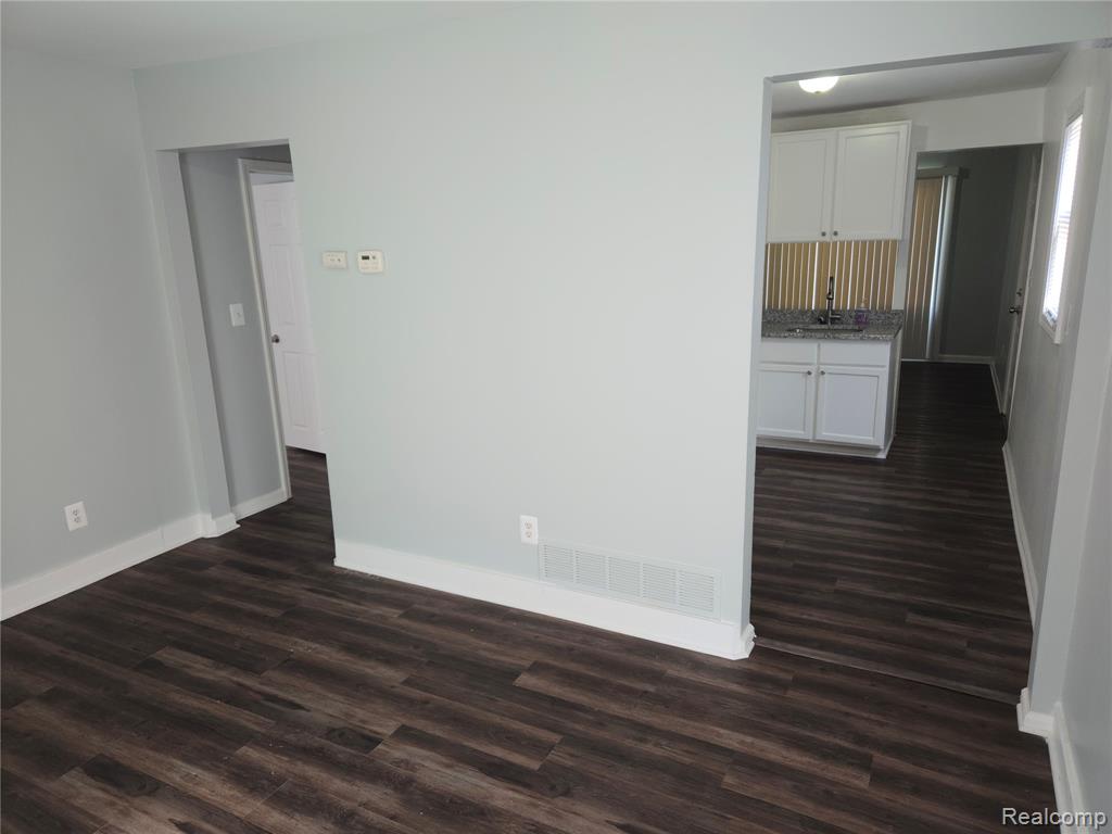 6589 Ziegler Street, Taylor, MI 48180 — Photo 10