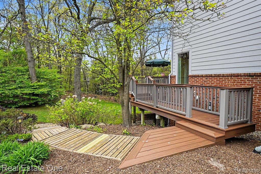 8189 High Point Trail, White Lake, MI — Photo 41