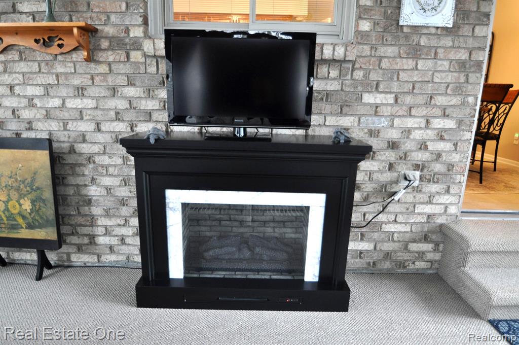 46654 SPRINGHILL Drive, Utica, MI 48317 — Photo 30