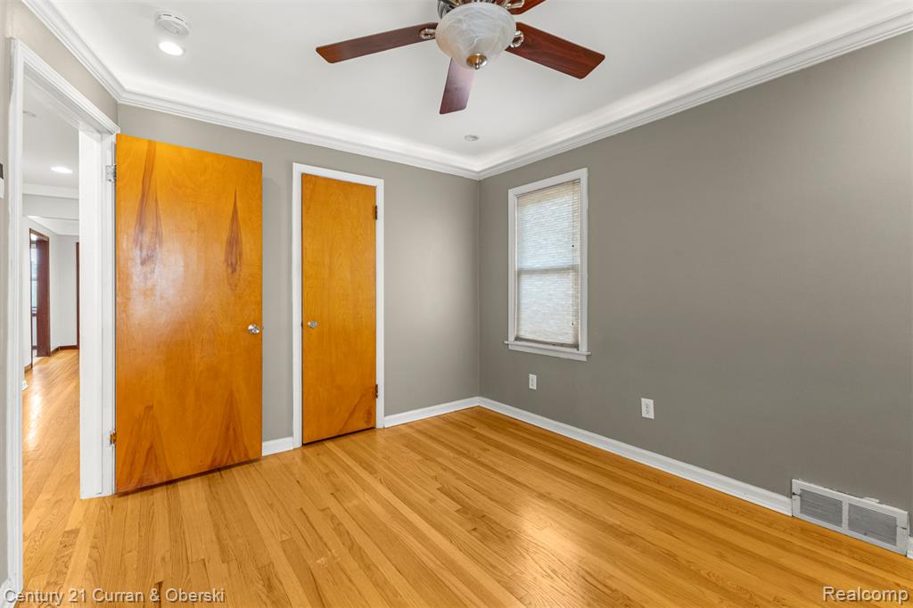 9299 Becker Avenue, Allen Park, MI 48101 — Photo 21