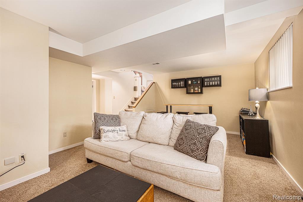 5722 Perrytown Drive, West Bloomfield, MI — Photo 21