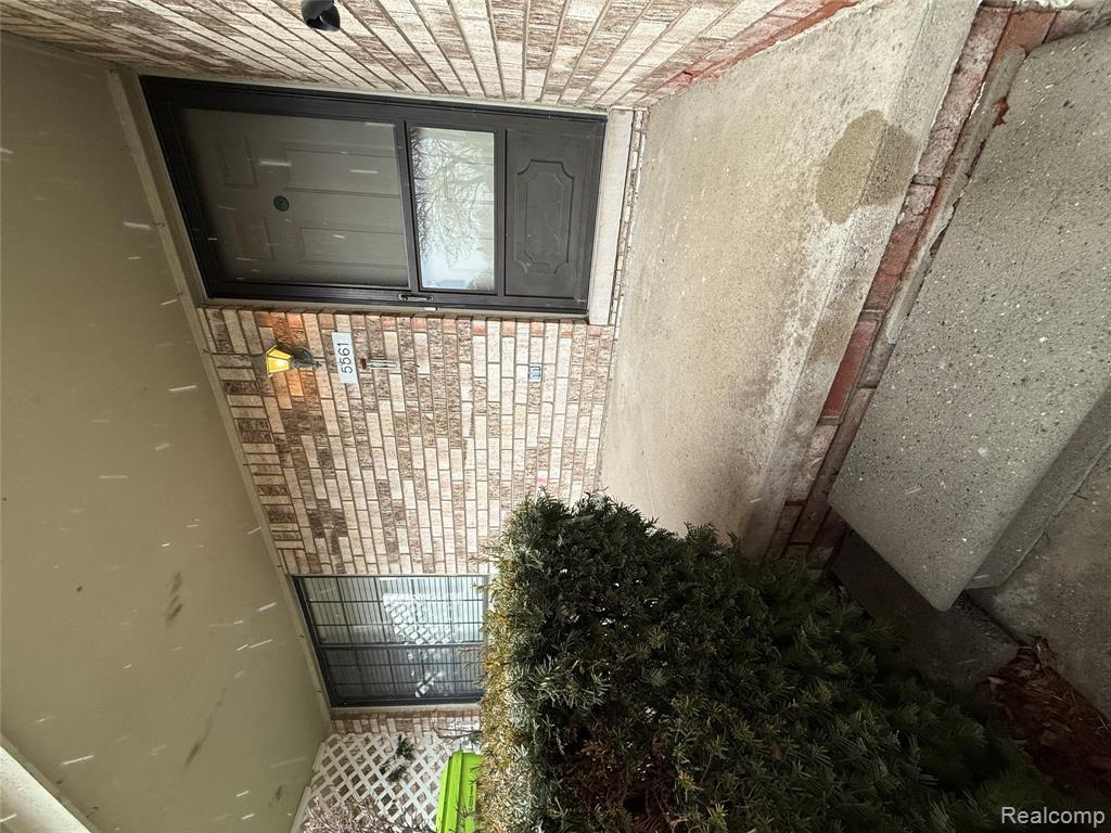 5561 Mansfield Avenue, Sterling Heights, MI 48310 — Photo 3