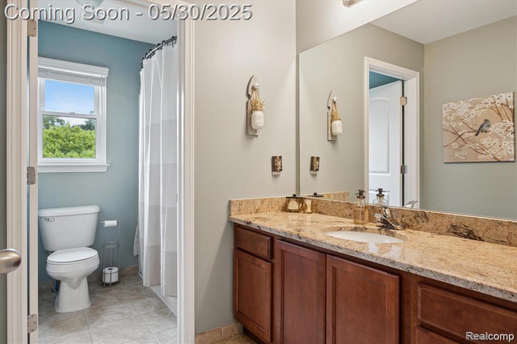 9267 Richfield, Livonia, MI 48150 — Photo 29