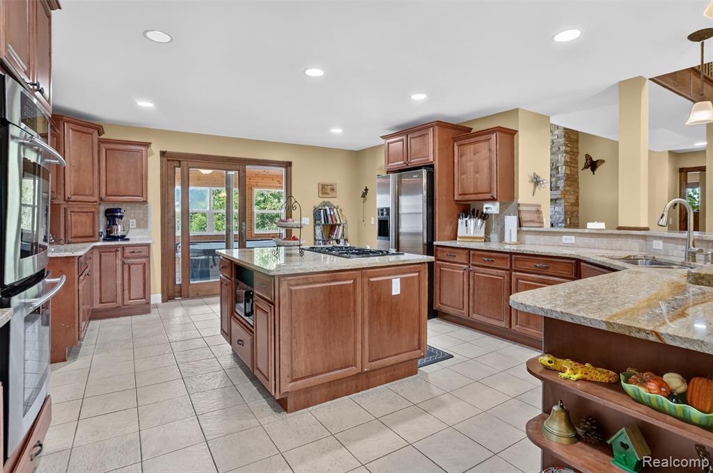 5372 Stone Garden Drive, Howell, MI 48843 — Photo 13