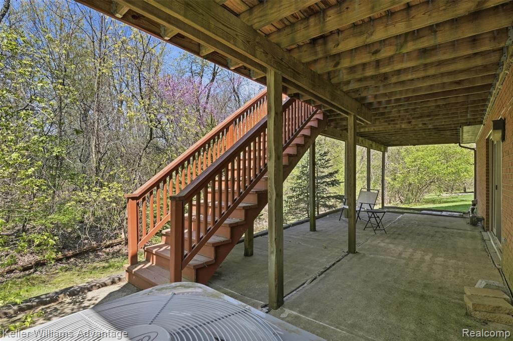 47796 Arbor Trail, Northville, MI 48168 — Photo 45