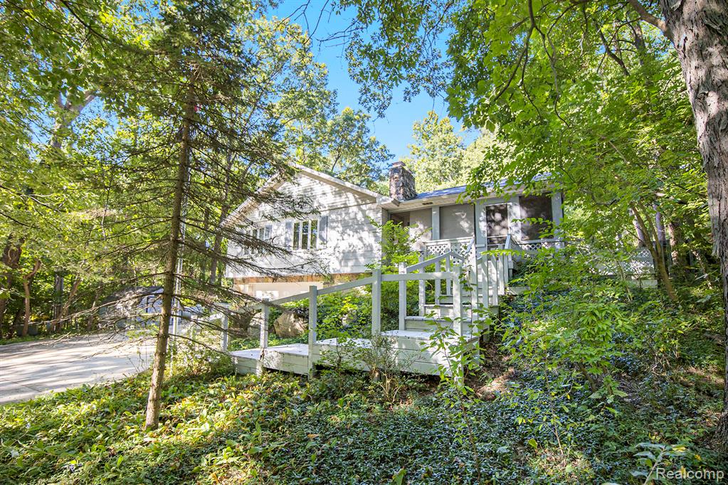 9401 Mabley Hill Road, Fenton, MI 48430 — Photo 22