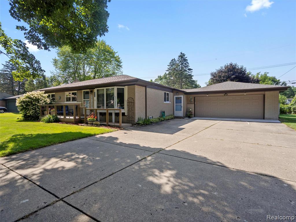 6773 Transparent Avenue, Clarkston, MI — Photo 2
