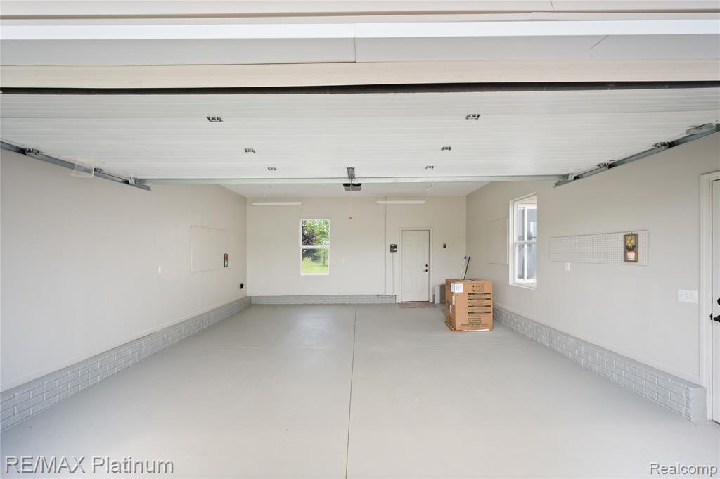 6327 Saint Charles Pass, Swartz Creek, MI 48473 — Photo 35