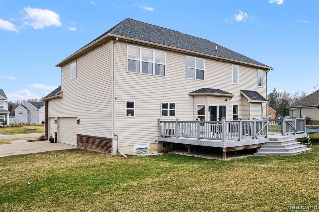 6230 Leighland Drive, Grand Blanc, MI 48439 — Photo 2