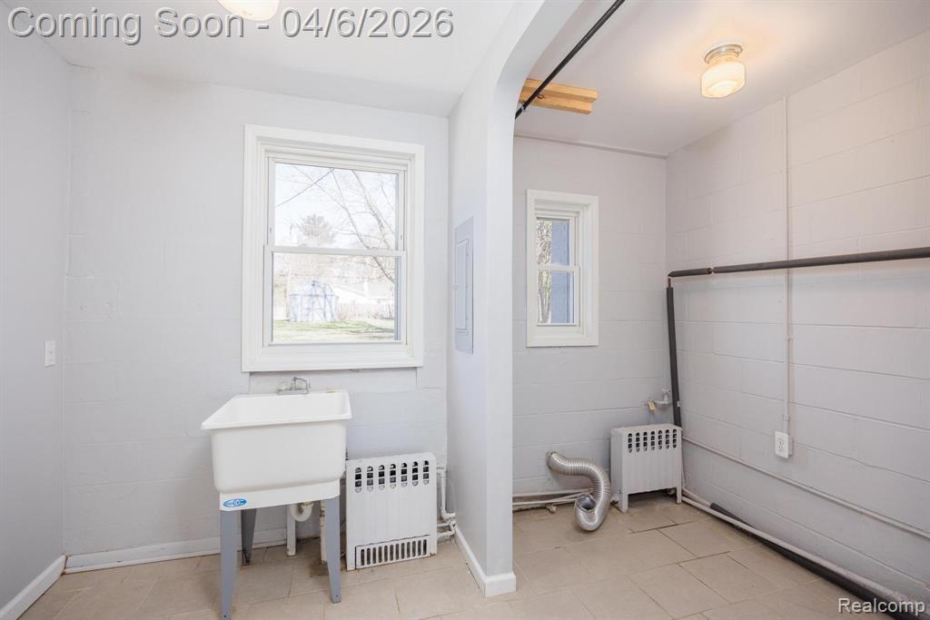 8283 Russell Street, Shelby Twp, MI 48317 — Photo 25