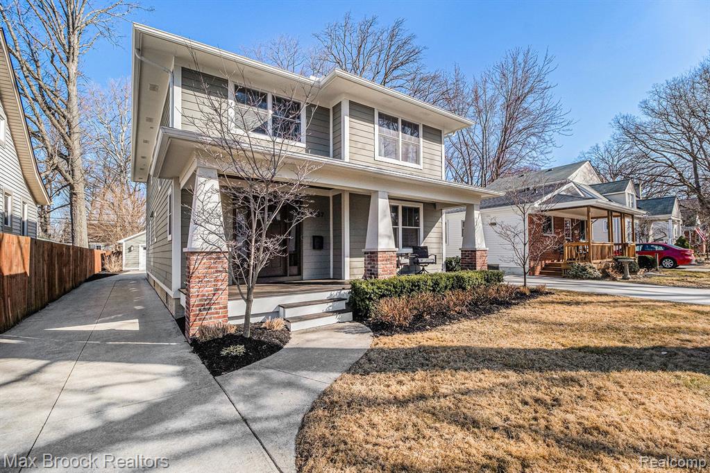 907 E 6TH Street, Royal Oak, MI 48067 — front exterior