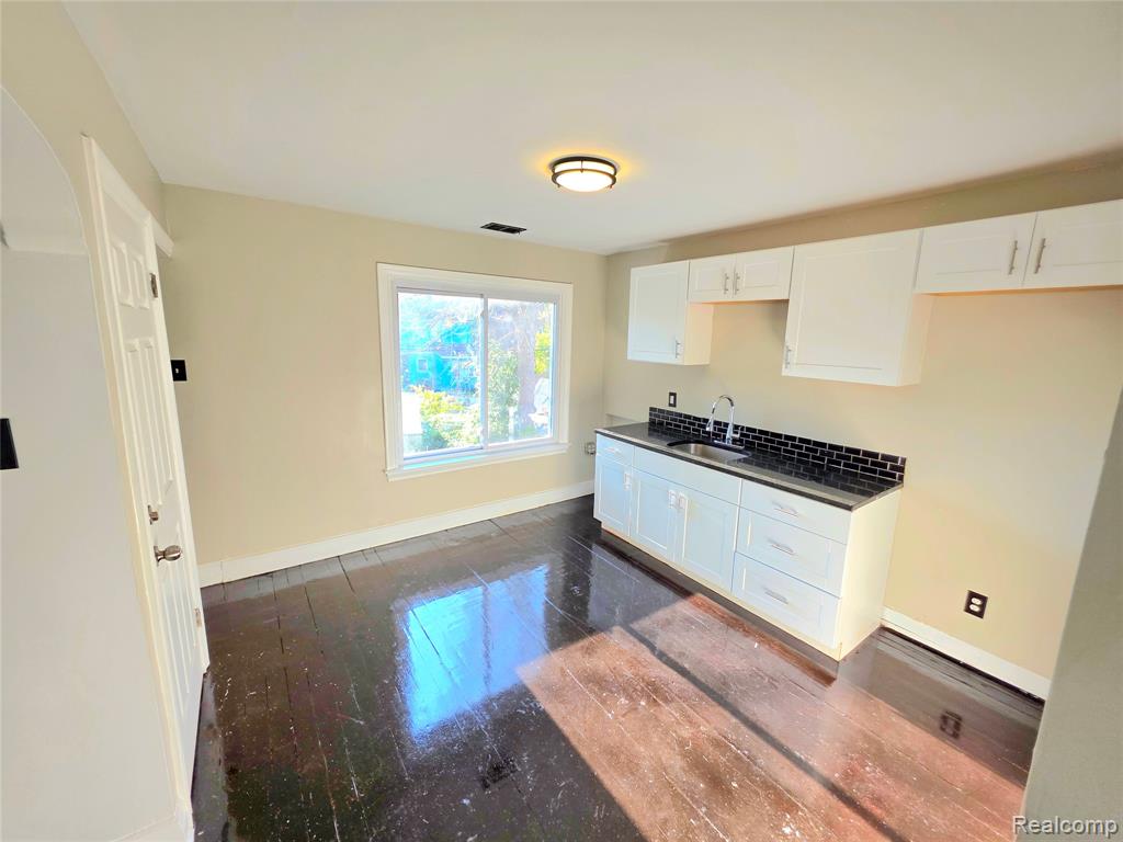 4635 Courville Street, Detroit, MI 48224 — Photo 5
