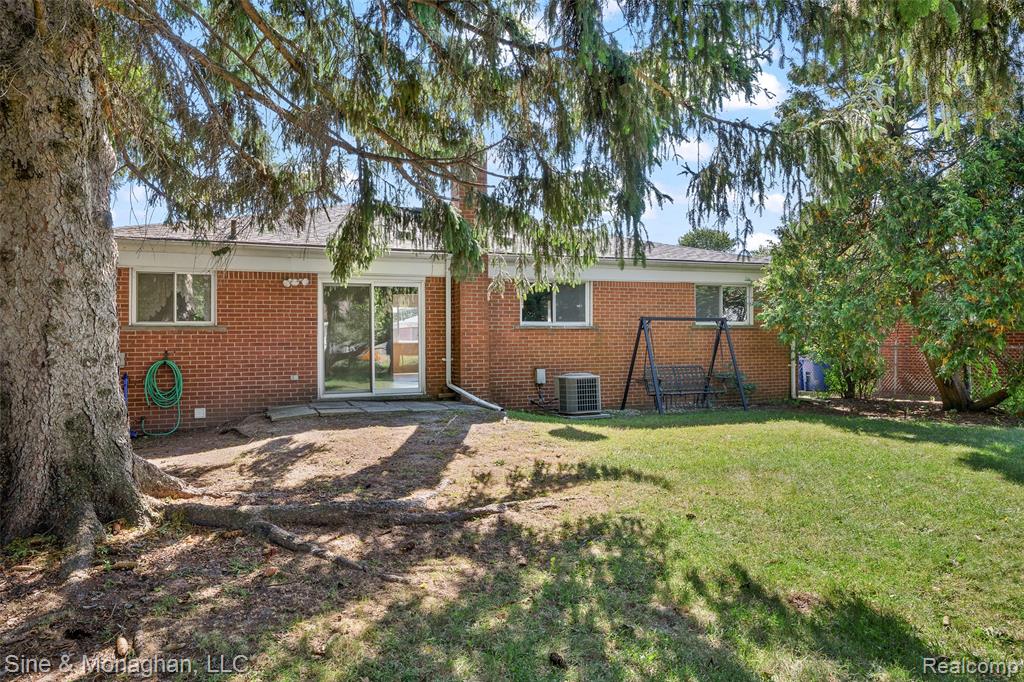 4079 Sudbury Drive, Warren, MI 48092 — Photo 17
