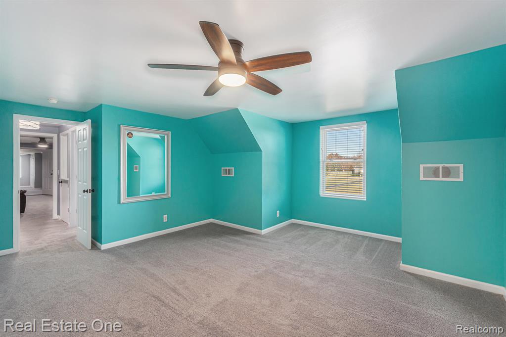 1074 Deer Valley Valley, Manchester, MI 48158 — Photo 25