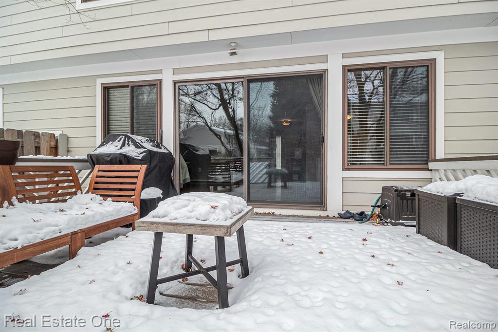 22717 Cranbrooke Drive, Novi, MI — Photo 28