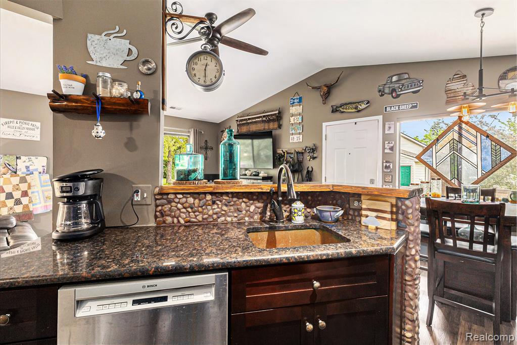 313 Spring Brooke Drive, Brighton, MI 48116 — Photo 16