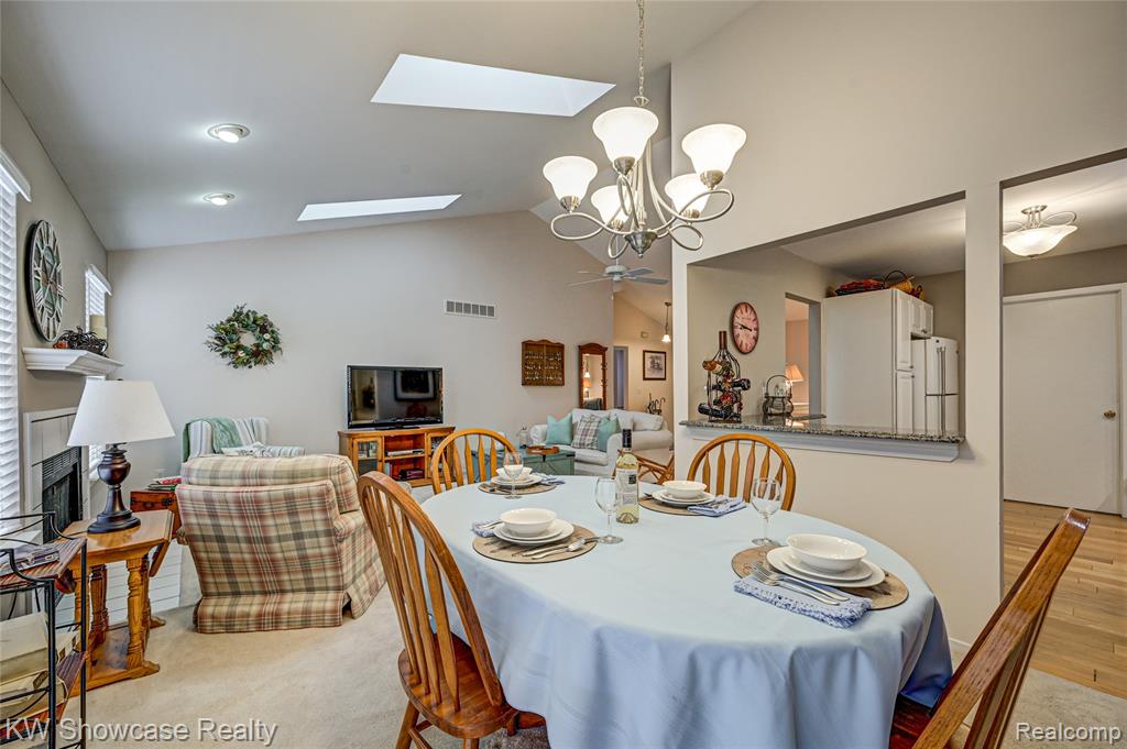 458 N Oak Drive, Commerce Twp, MI 48390 — Photo 15