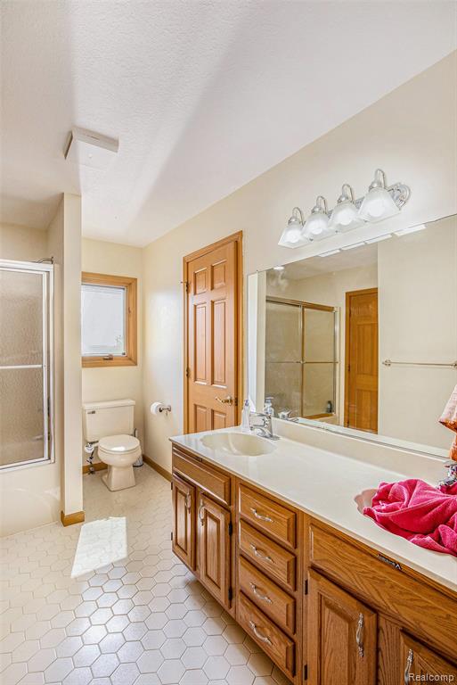 5215 Sunlyn Drive, Grand Blanc, MI 48439 — Photo 19
