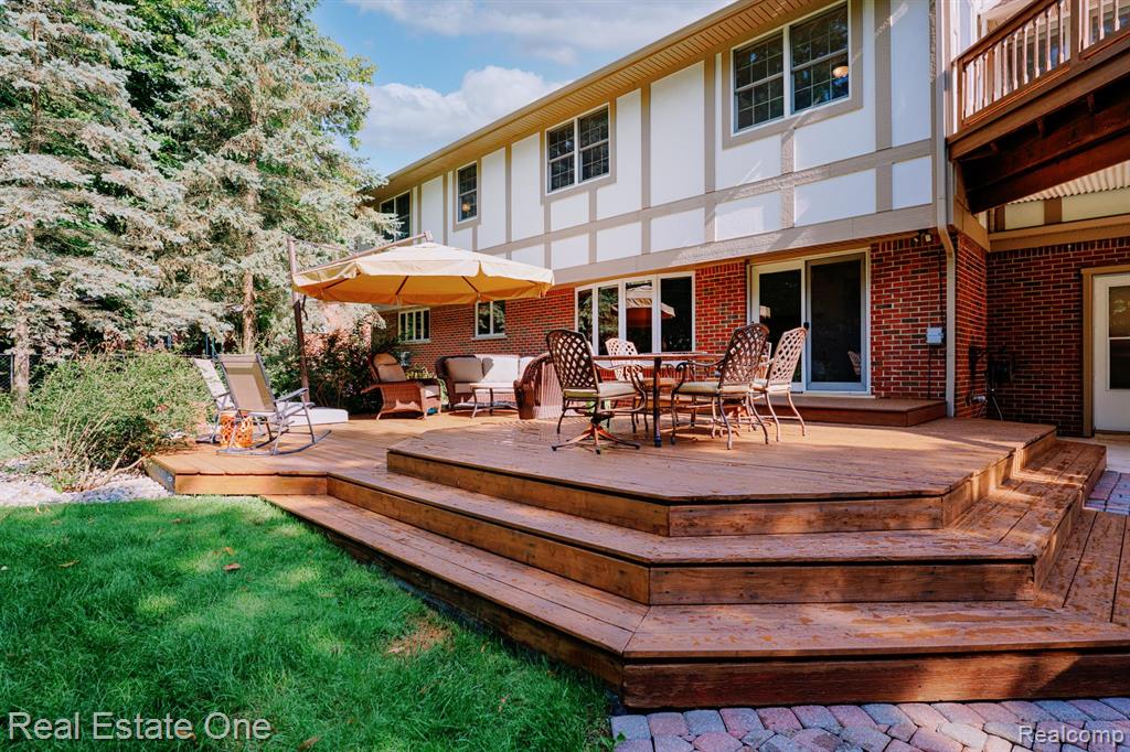 454 Lesdale Drive, Troy, MI 48085 — Photo 42