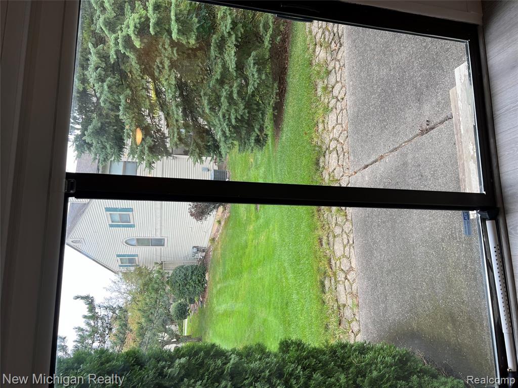 5658 DRAKE HOLLOW Drive E, West Bloomfield, MI — Photo 30