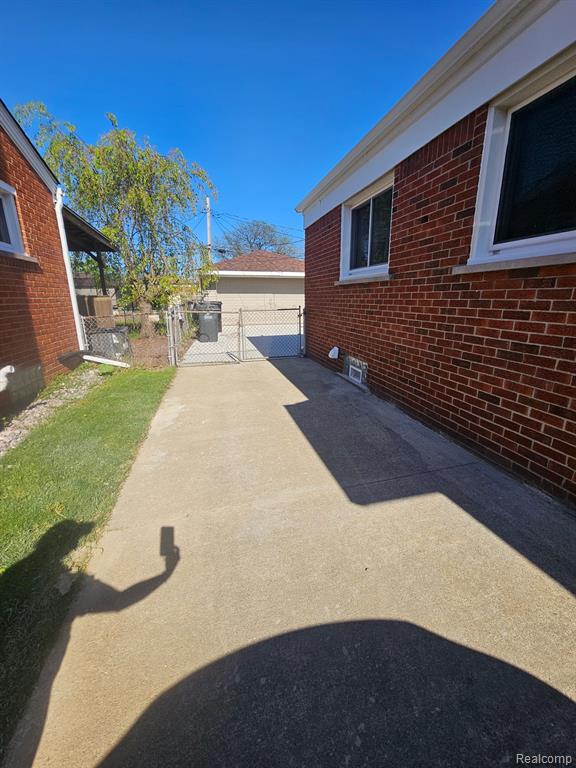 4055 17TH Street, Wyandotte, MI 48192 — Photo 3