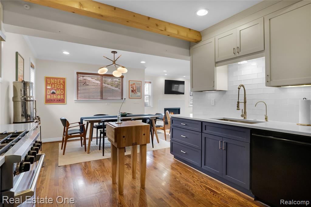 705 N Dorchester Avenue, Royal Oak, MI 48067 — Photo 13