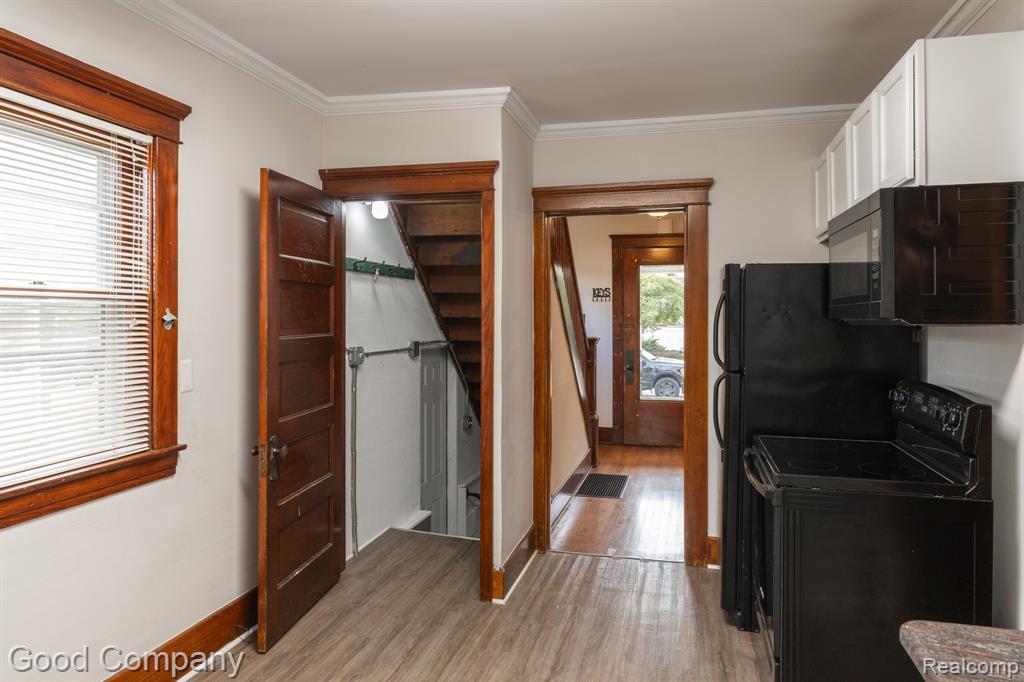 909 S Center Street, Royal Oak, MI 48067 — Photo 13