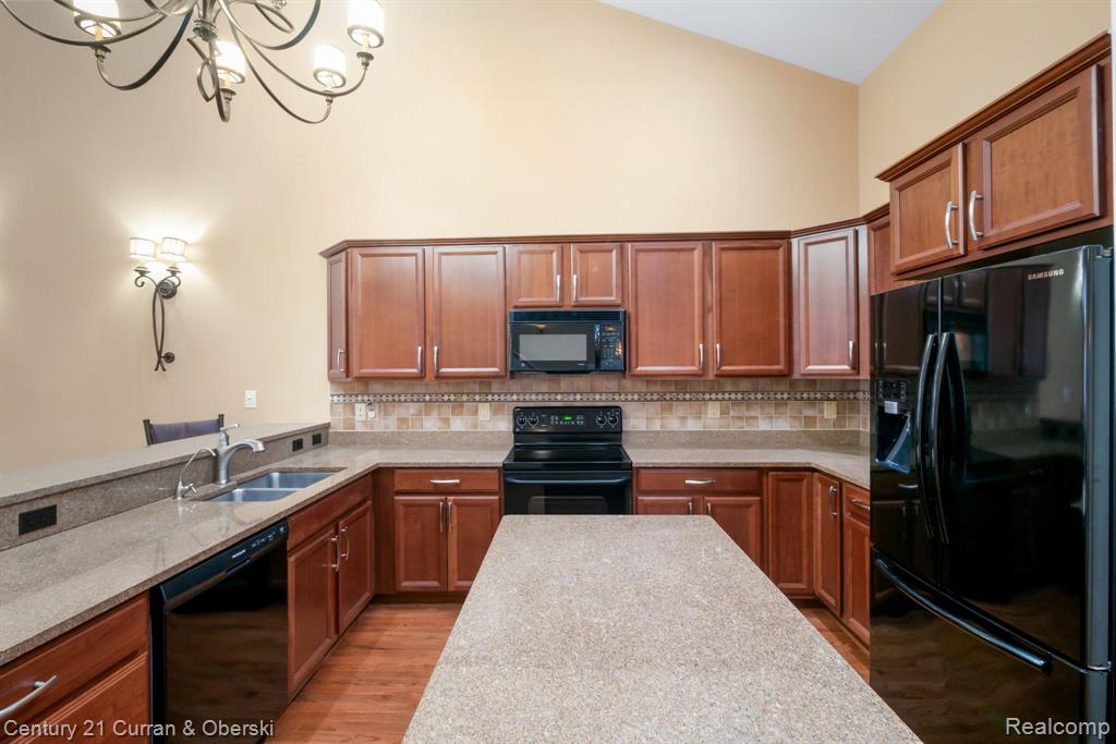 609 Telya Ridge, Milford, MI 48381 — Photo 12