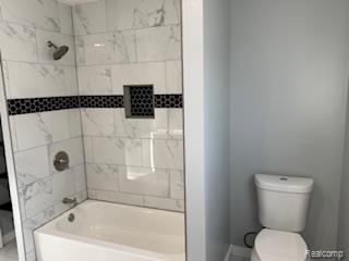 6111 Woodmoor Drive, Burton, MI 48509 — Photo 4