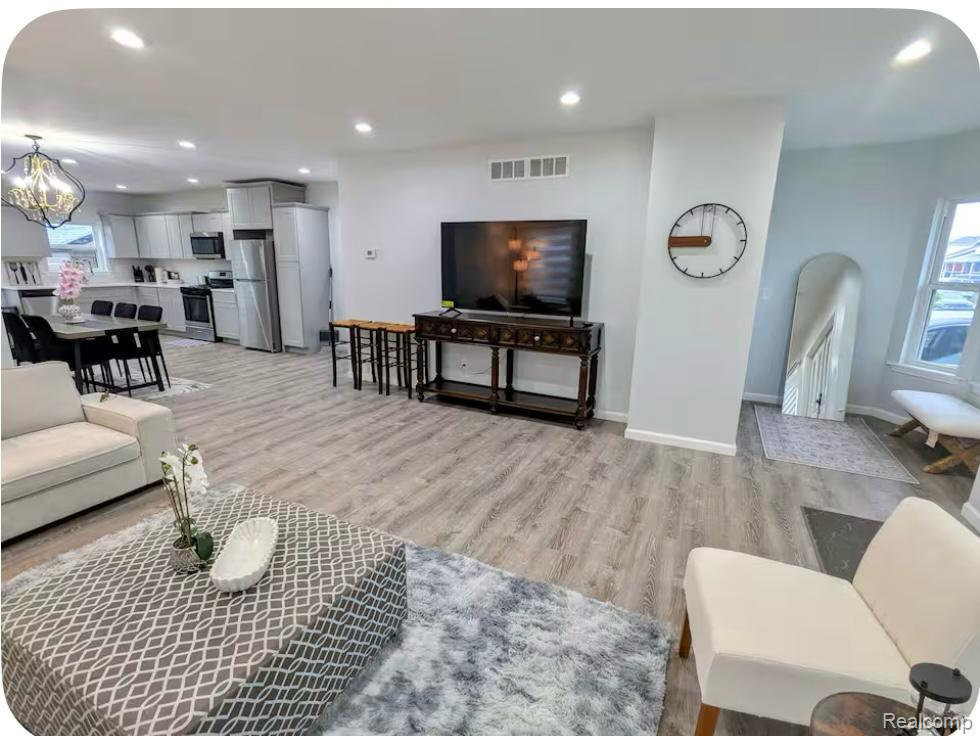 6320 KENILWORTH Street, Dearborn, MI 48126 — Photo 11