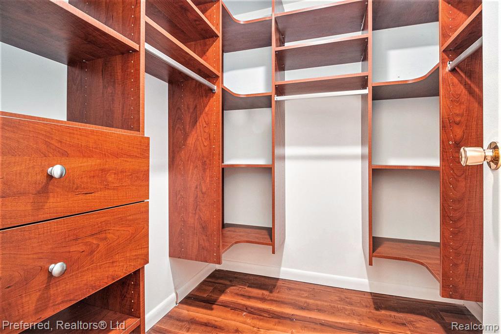 2125 NATURE COVE Court, 101, Ann Arbor, MI 48104 — Photo 19