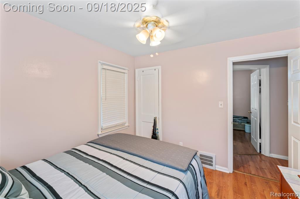 686 4th Avenue, Pontiac, MI 48340 — Photo 17