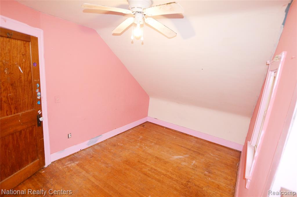 757 Orchard Street, Wyandotte, MI 48192 — Photo 15