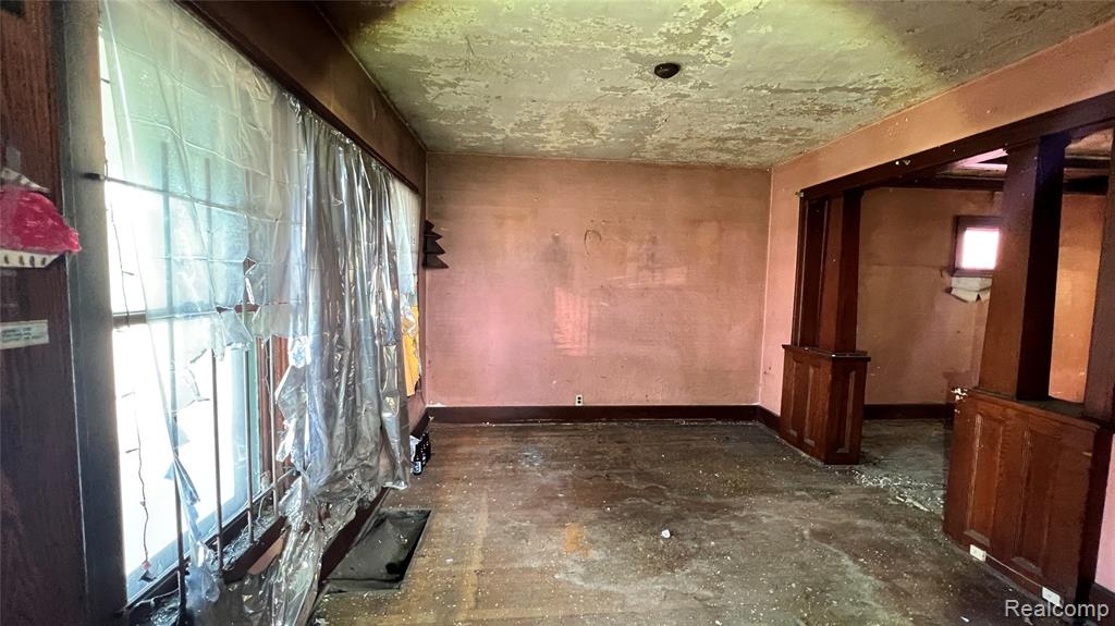 6628 Burns Street, Detroit, MI 48213 — Photo 11