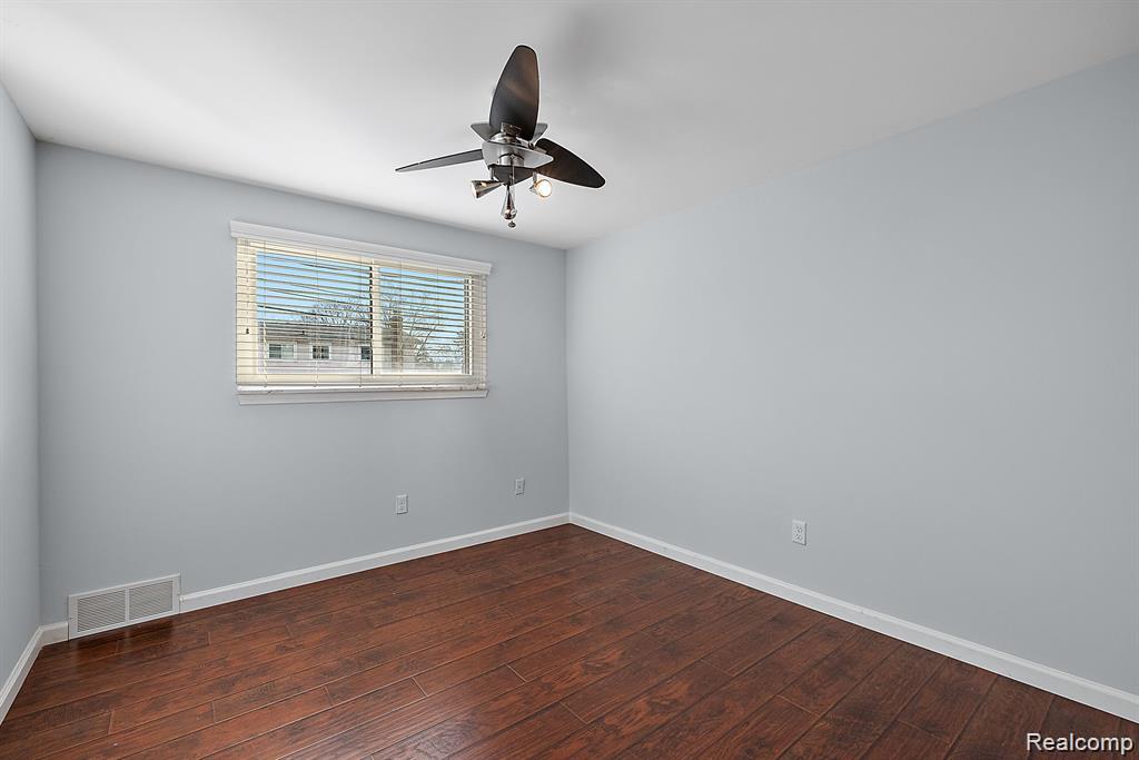 4058 Colonial Boulevard, Troy, MI 48085 — Photo 20