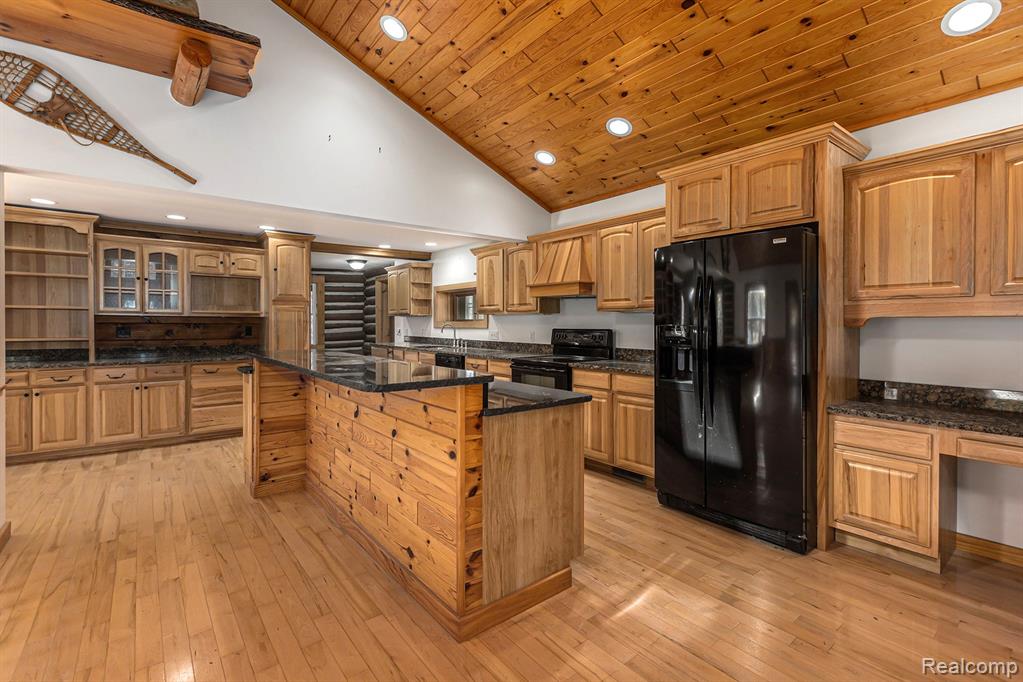 2446 Spayde Road, Charlevoix, MI 49720 — Photo 5