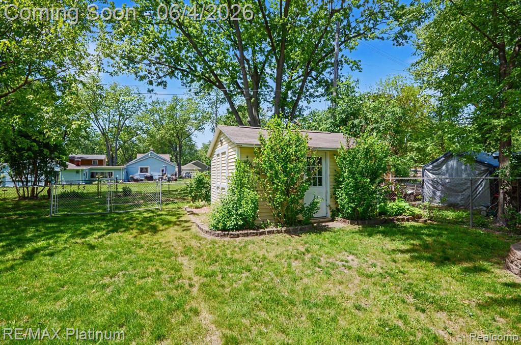 968 Beckley Avenue, Oxford, MI 48371 — Photo 24