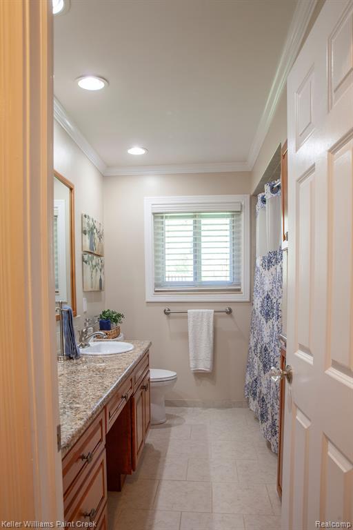 4621 REGENCY Drive, Shelby Twp, MI 48316 — Photo 33