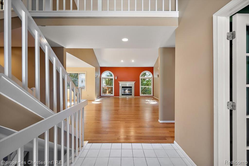 6835 High Ridge Road, West Bloomfield, MI 48324 — Photo 22