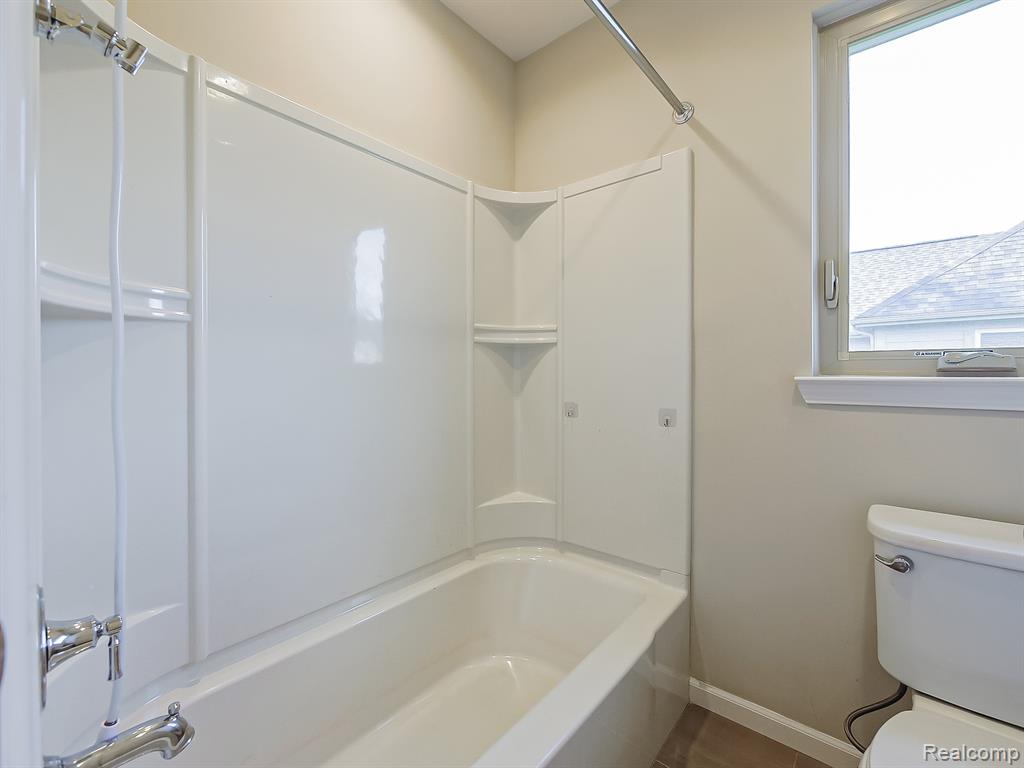 47639 Alpine Drive, Novi, MI — Photo 24