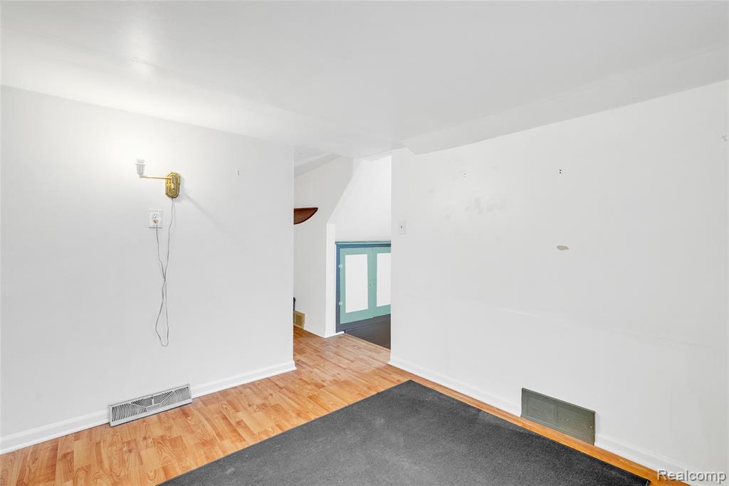 6522 Saline Drive, Waterford, MI 48329 — Photo 19
